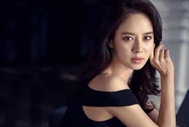 Song Ji Hyo 